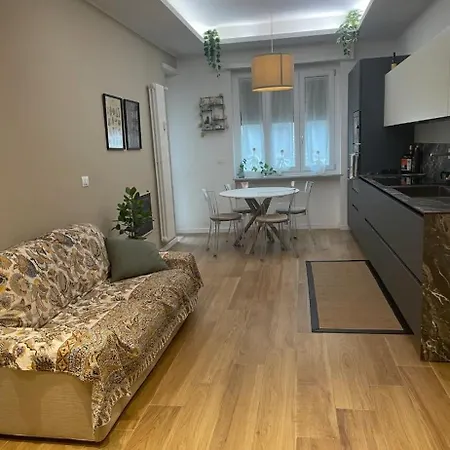 Apartment Accogliente Trilocale Turin